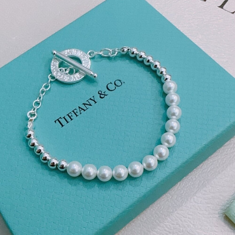 Tiffany & Co. Pearl and Silver Bead Toggle Bracelet
